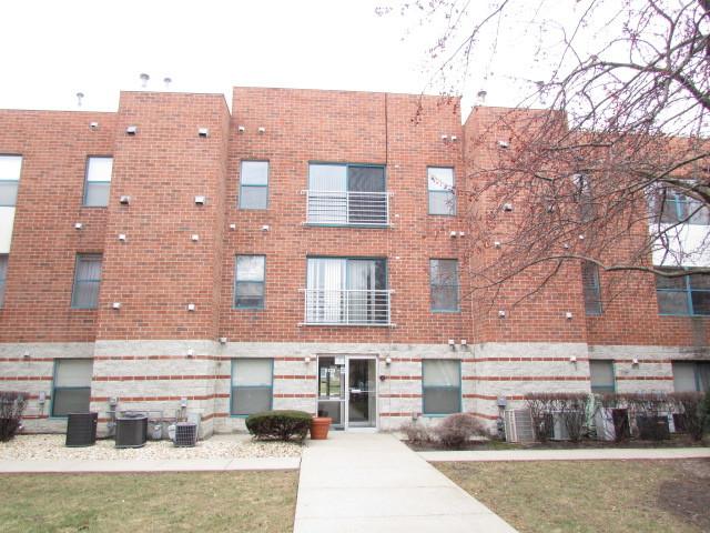 3275 Kirchoff Rd. #239, Rolling Meadows, IL 60008