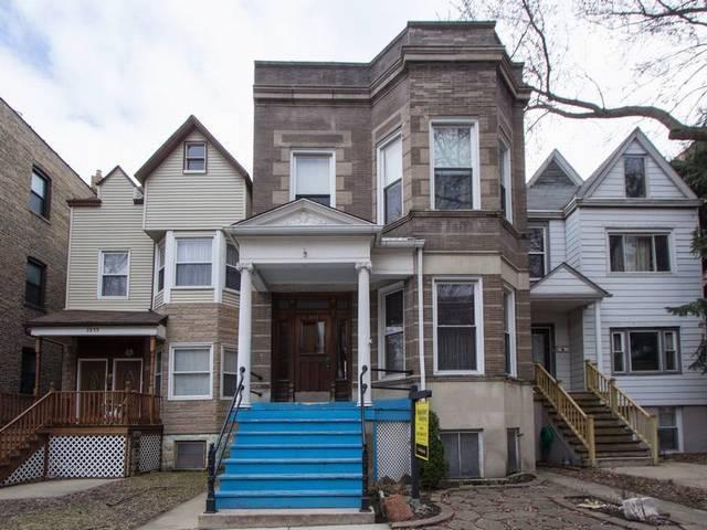 3853 N Damen Ave., Chicago, IL 60618