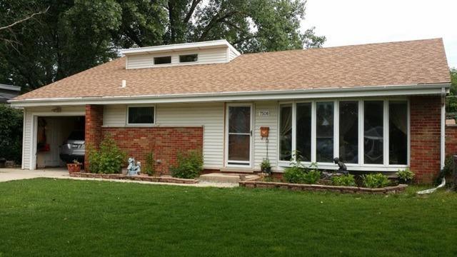 7508 Lyons St., Morton Grove, IL 60053
