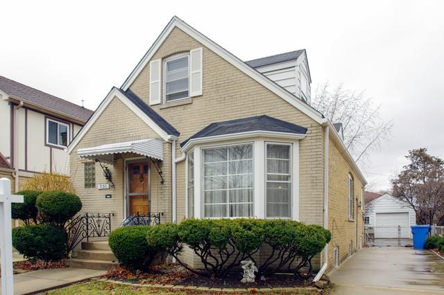 7130 N Mankato Ave., Chicago, IL 60646