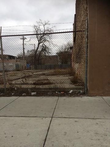 3742 W Chicago Ave., Chicago, IL 60651