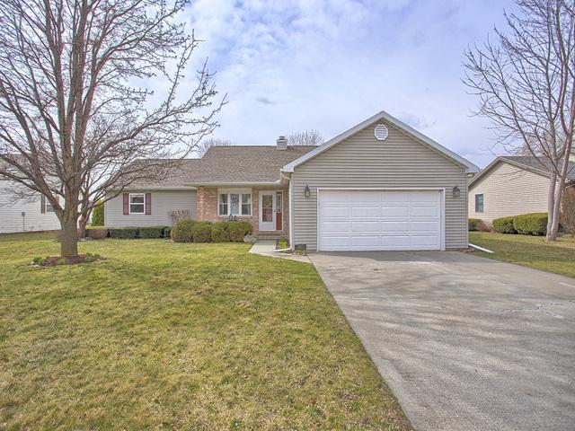 607 Laurel Dr., St. Joseph, IL 61873