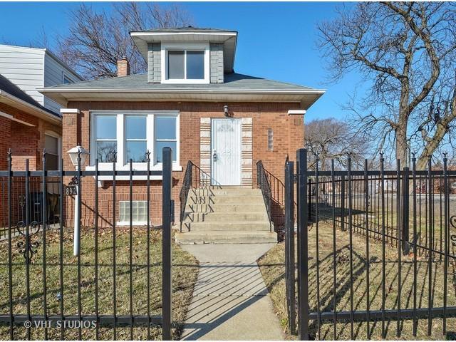 8912 S Elizabeth St., Chicago, IL 60620