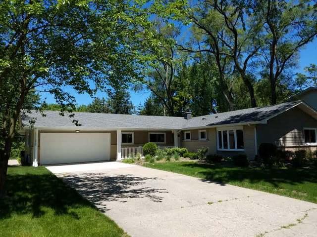 1540 Maple Ave., Northbrook, IL 60062