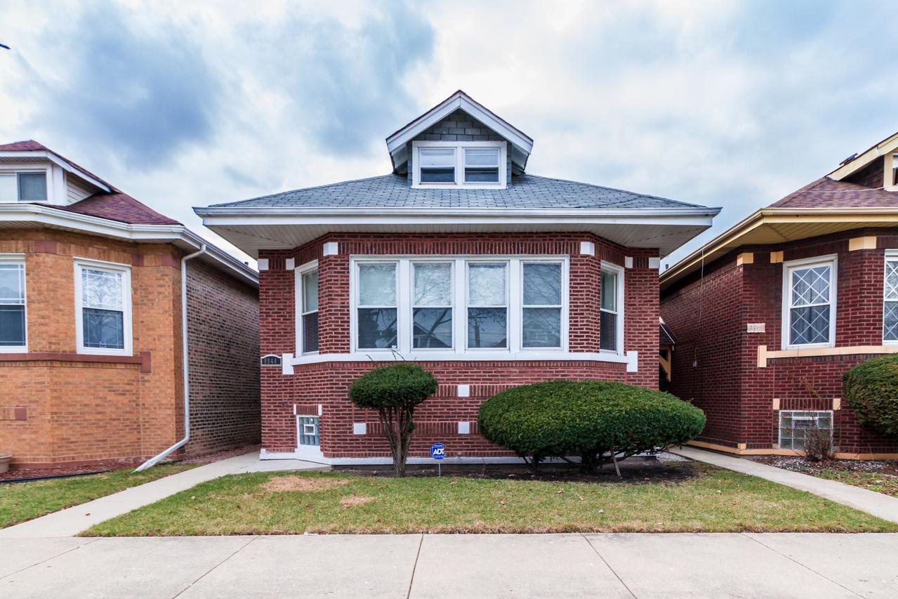 8844 S Justine St., Chicago, IL 60620