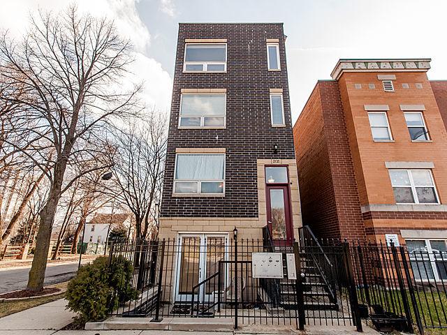 2135 W Adams St. #4, Chicago, IL 60612