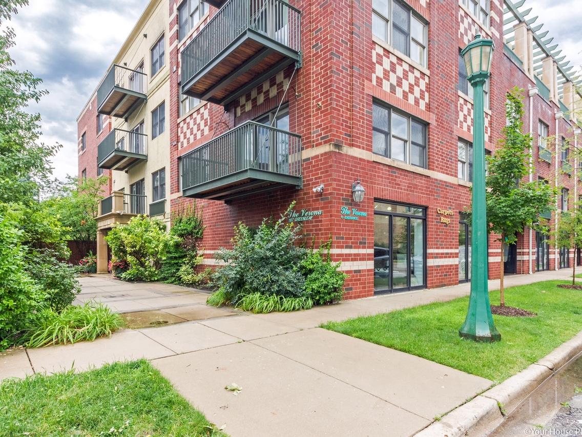 1107 Greenleaf Ave. #3I, Wilmette, IL 60091