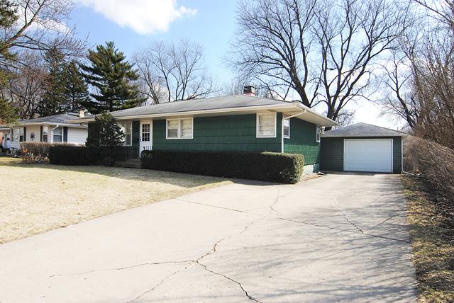 924 W Taylor St., Dekalb, IL 60115