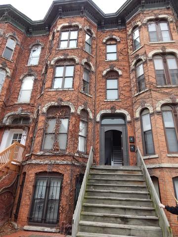 3204 S Prairie Ave., Chicago, IL 60616