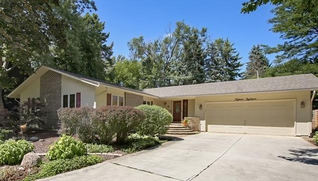 1518 Hillcrest Rd., Downers Grove, IL 60516