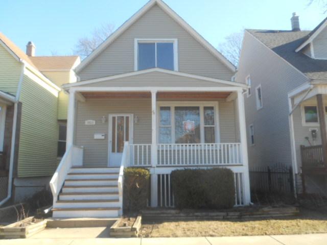 3913 N Richmond St., Chicago, IL 60618