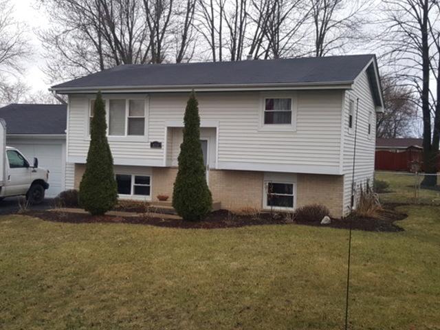 450 Sherwood Dr., Aurora, IL 60505