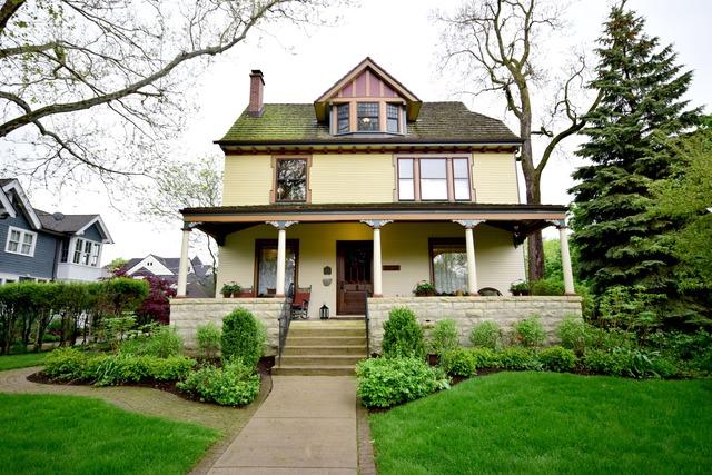 204 S Spring Ave., La Grange, IL 60525