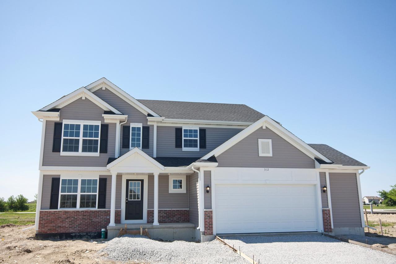 312 Merrimack Ave., Beecher, IL 60401