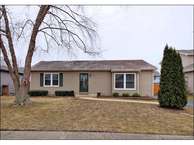 310 Pin Oak Dr., North Aurora, IL 60542