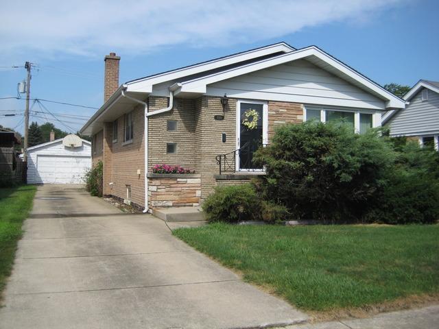 9310 S Hamlin Ave., Evergreen Park, IL 60805