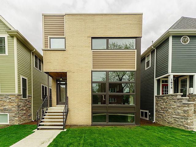 1673 W Edgewater Ave., Chicago, IL 60660
