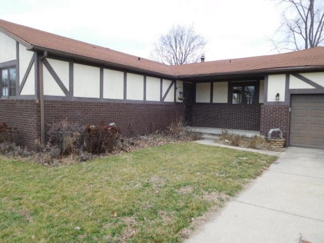 105 Wayne Dr., Catlin, IL 61817