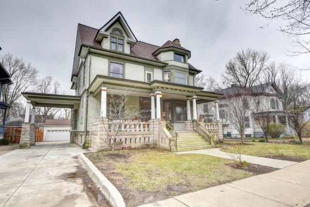 615 W University Ave., Champaign, IL 61820