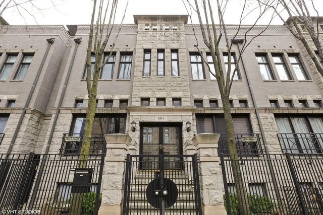 950 N Clark St. #I, Chicago, IL 60610