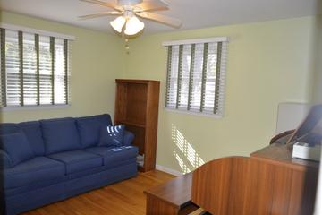 625 Kenilworth St., Grayslake, IL 60030