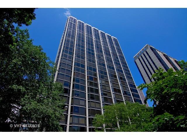 50 E Bellevue Pl. #906, Chicago, IL 60611