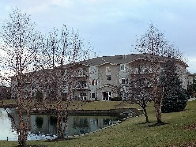 733 N 5th Ave. #202, Addison, IL 60101