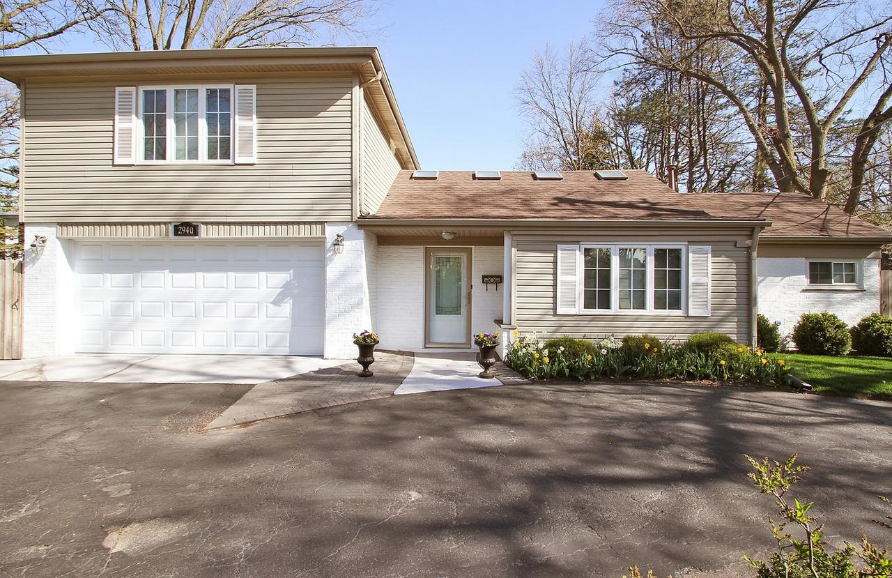 2940 Lake Ave., Wilmette, IL 60091