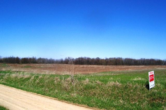 2275 East St., Tiskilwa, IL 61368