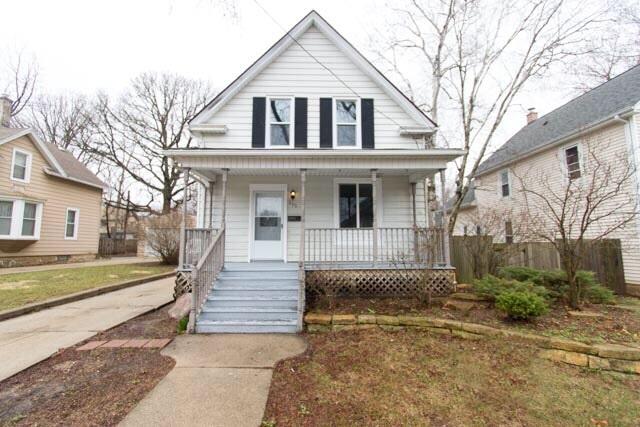 255 Plum St., Aurora, IL 60506