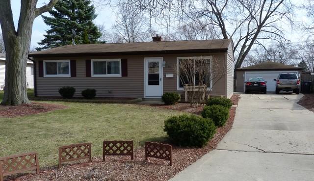 311 Tanglewood Dr., Streamwood, IL 60107