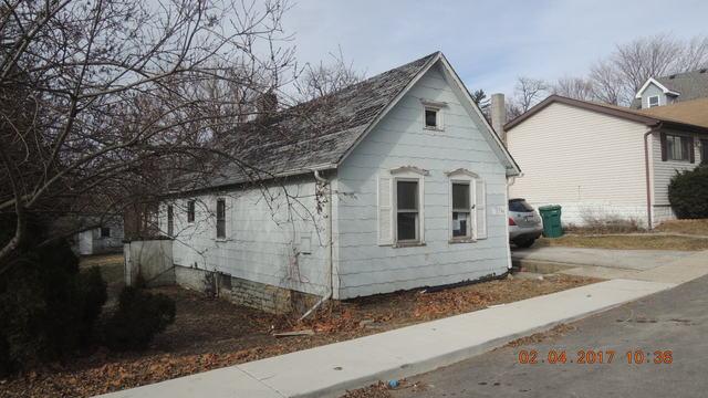 730 Ledochowski St., Lemont, IL 60439