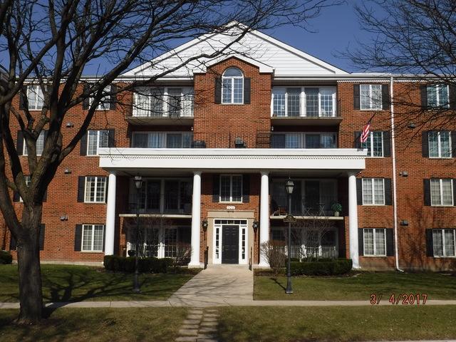 326 Park Ave. #47, Clarendon Hills, IL 60514