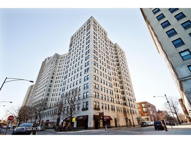 2000 N Lincoln Park West St. #401, Chicago, IL 60614