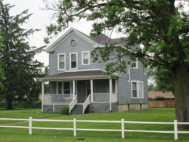 416 Manhattan Rd., Joliet, IL 60433