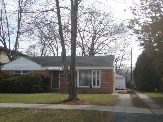 2543 Illinois Rd., Northbrook, IL 60062