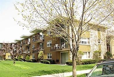 5432 W Windsor Ave. #2C, Chicago, IL 60630