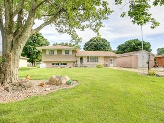 105 E Prairie St., Sidney, IL 61877