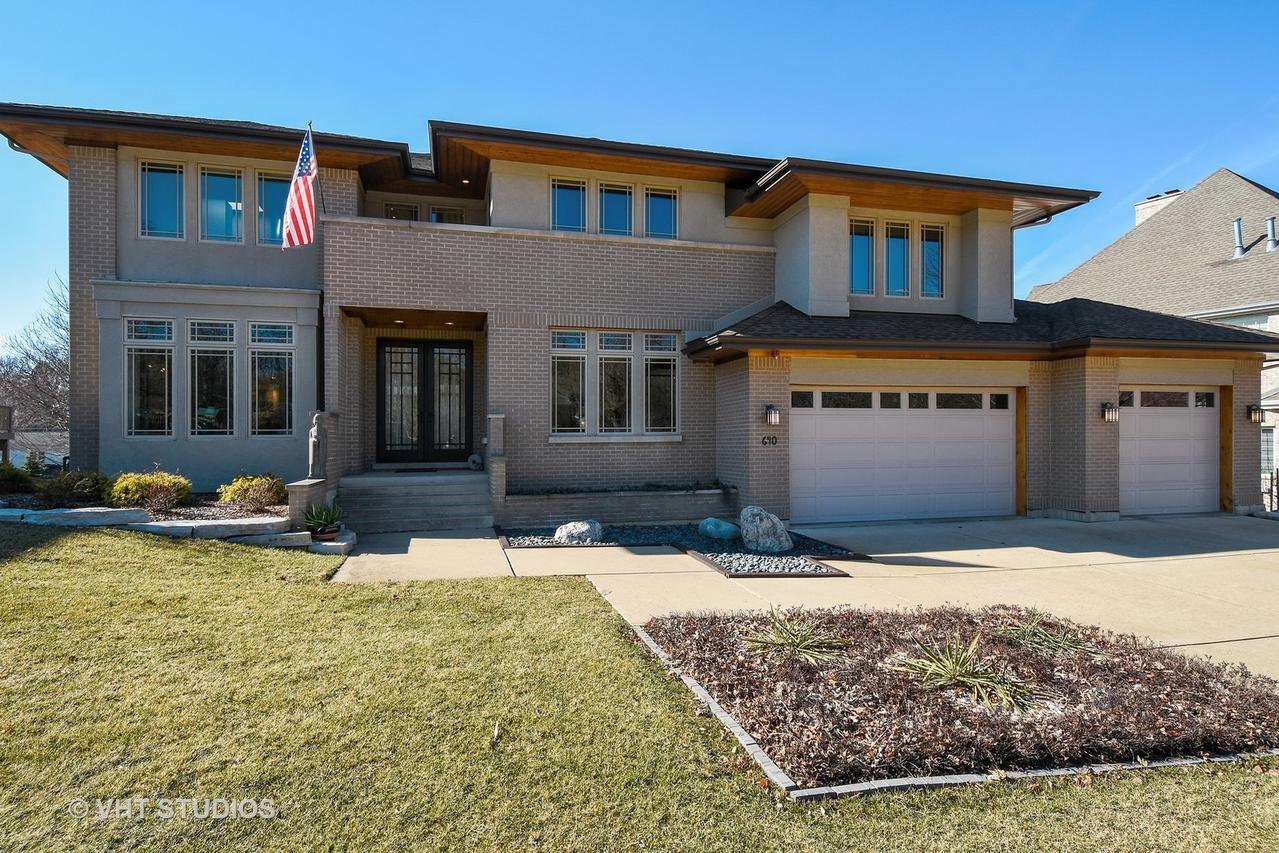 640 Haven Dr., Barrington, IL 60010