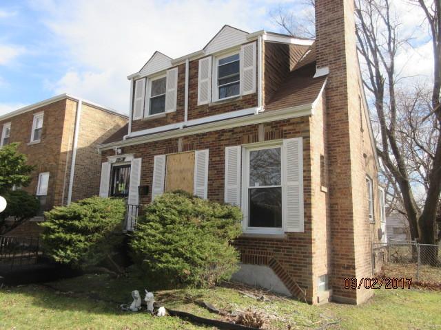 8209 S Prairie Ave., Chicago, IL 60619