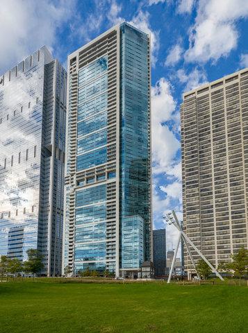 340 E Randolph St. #1007, Chicago, IL 60601