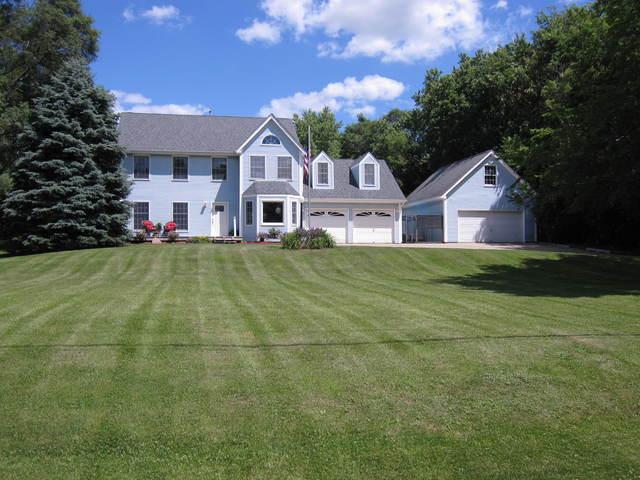 7676 Burr Oak Rd., Roscoe, IL 61073