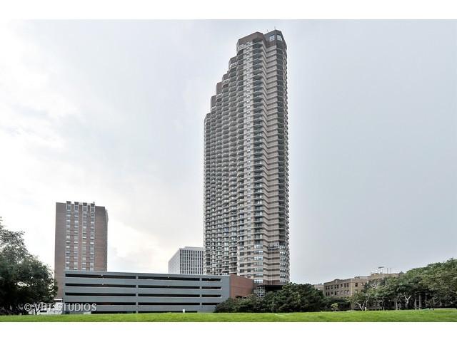 3660 N Lake Shore Dr. #3013, Chicago, IL 60613