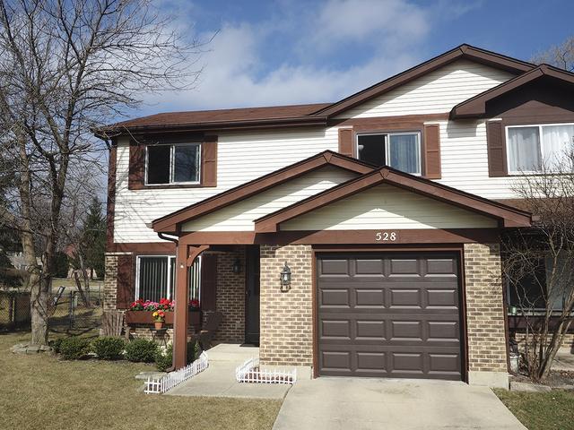 528 Surf Ct., Wheeling, IL 60090