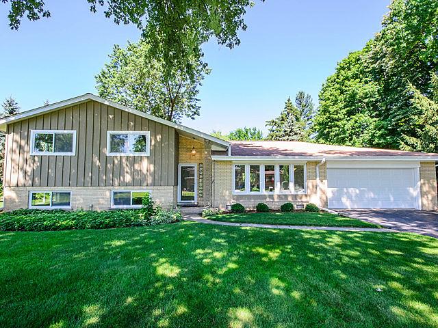 1912 N Chestnut Ave., Arlington Heights, IL 60004
