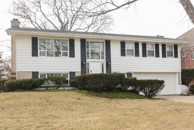 1254 White Mountain Dr., Northbrook, IL 60062
