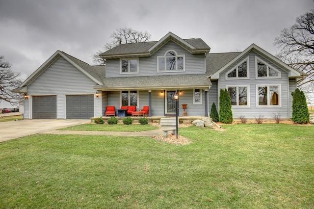 1916 CR 2325e, St. Joseph, IL 61873