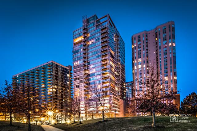 653 N Kingsbury St. #1705, Chicago, IL 60654