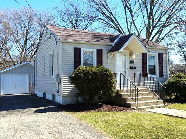 639 Gillette Ave., Aurora, IL 60506