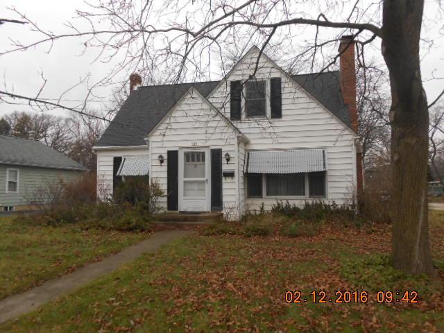 521 E Kimball Ave., Woodstock, IL 60098